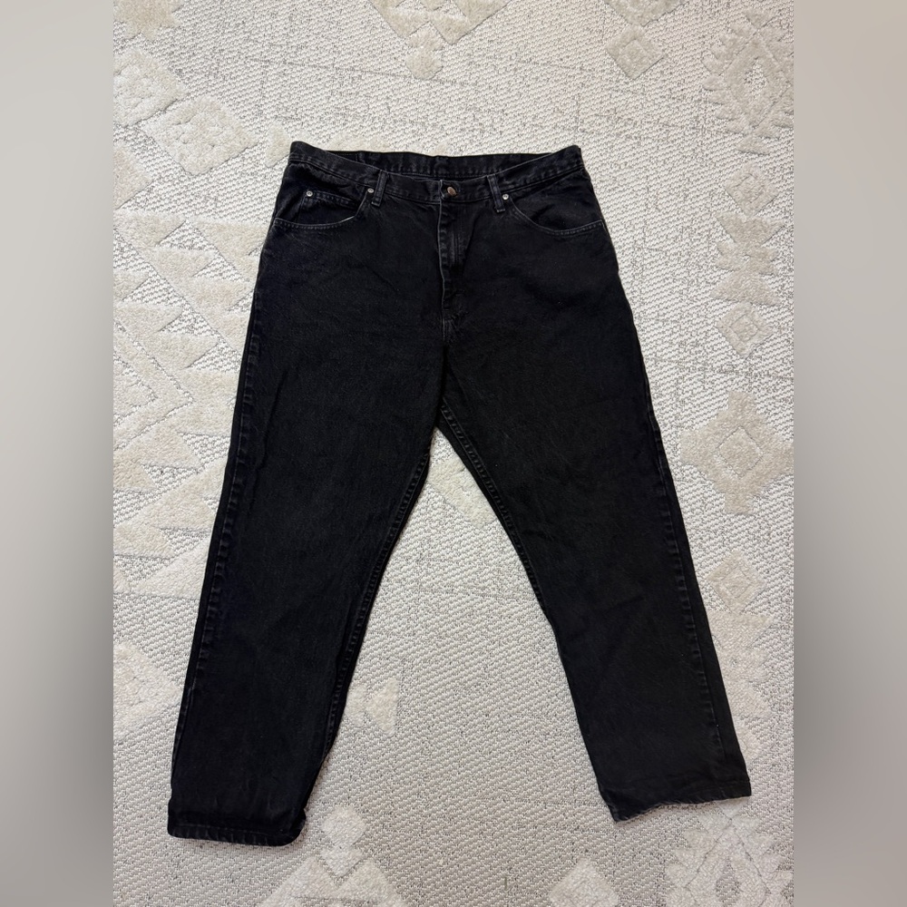 Wrangler Jeans Men's 38x29 Black Dark Wash Straight Leg Jeans